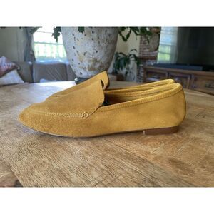 A New Day Genuine Mustard Suede Women’s Flat Shoes soft moccasins Size 8.5